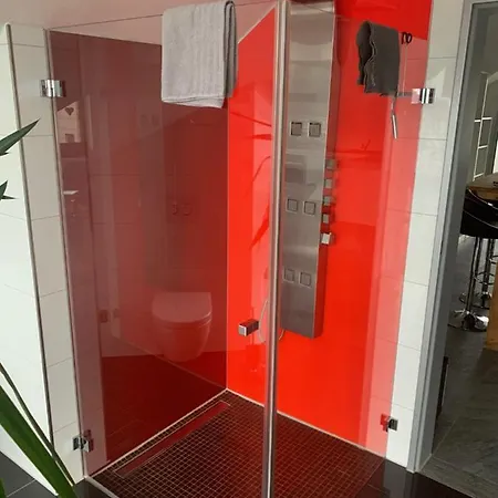 In Ruhiger Lage Am Rande Des Ruhrgebietes Bottrop