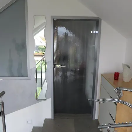 In Ruhiger Lage Am Rande Des Ruhrgebietes Bottrop