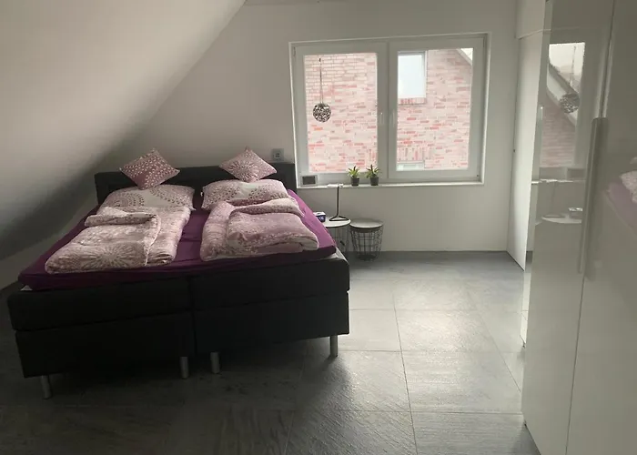 In Ruhiger Lage Am Rande Des Ruhrgebietes Bottrop