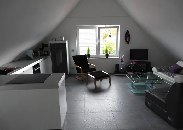 In Ruhiger Lage Am Rande Des Ruhrgebietes Bottrop